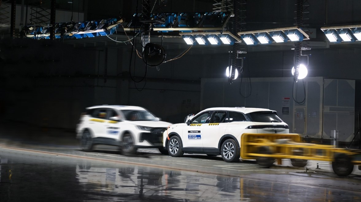 اختبار سيارات شيري 