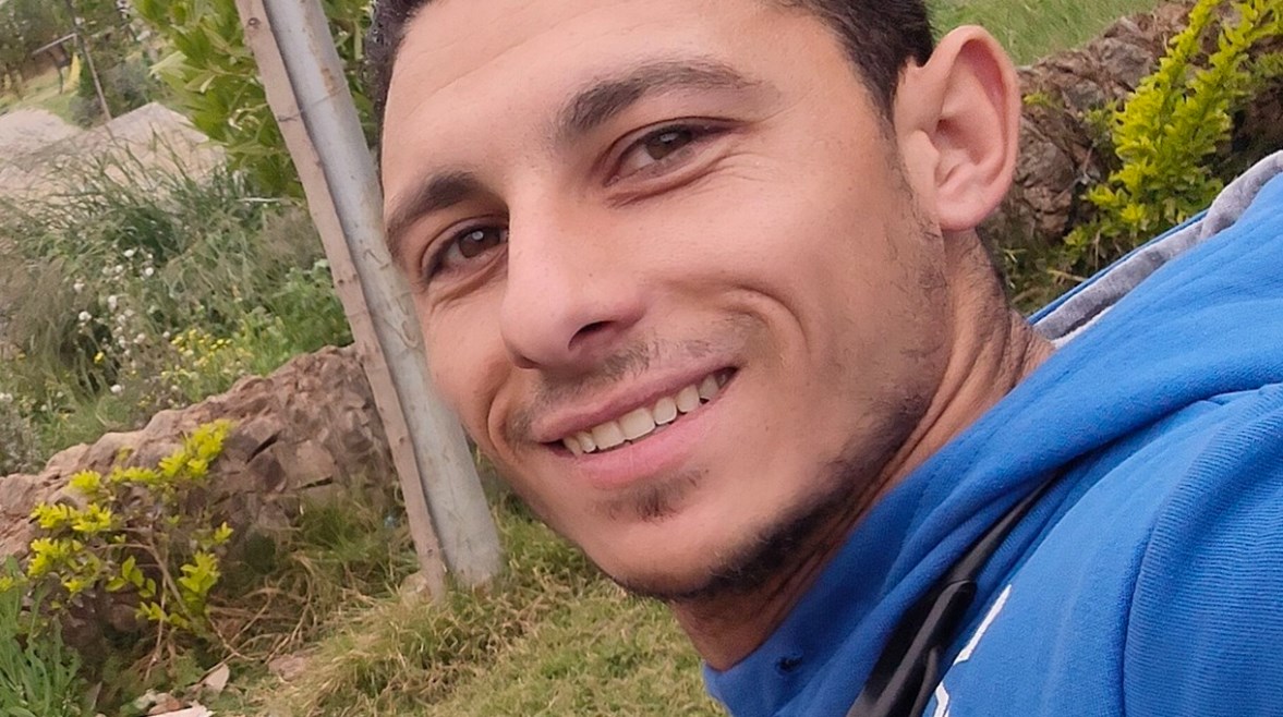 الشاب أحمد سيد