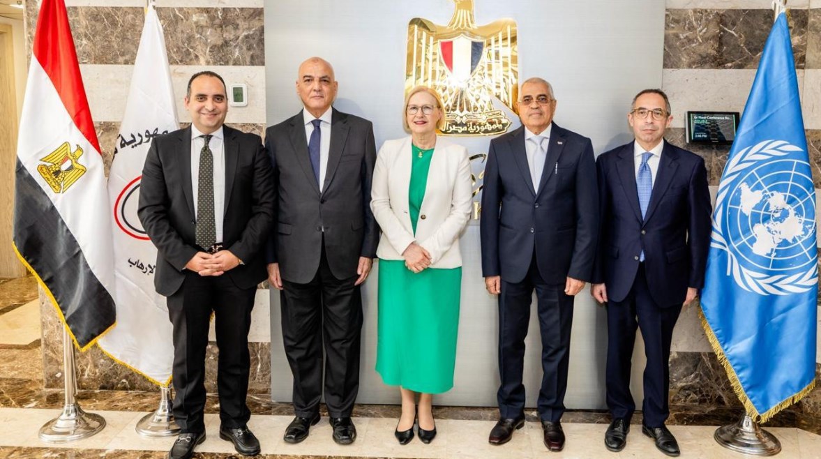 جانب من استقبال الوفد