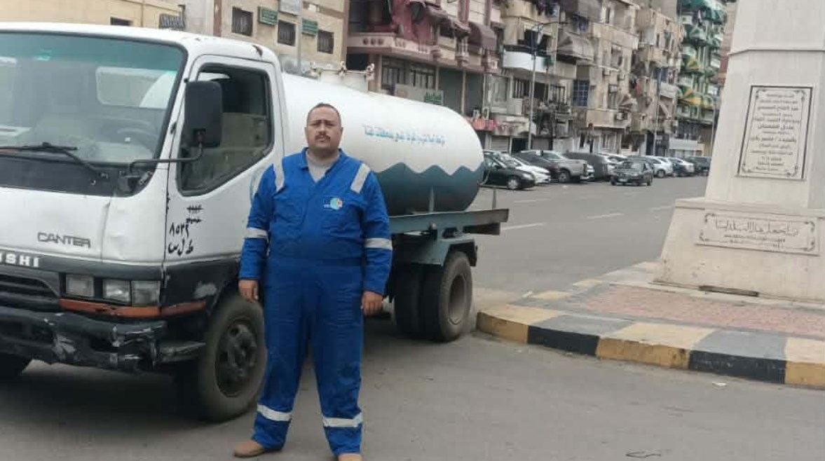 استعدادات مكثفة لمواجهة الأمطار.. محافظ بورسعيد يعلن رفع درجة الطوارئ بجميع الأحياء