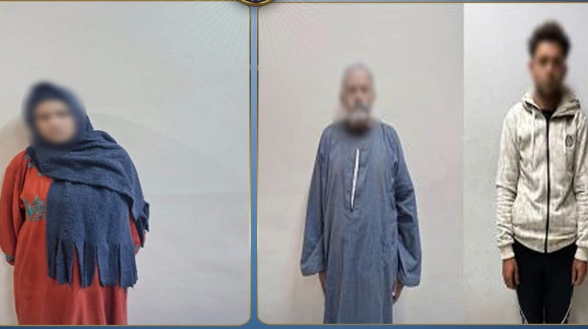 المتهمون بعد القبض عليهم