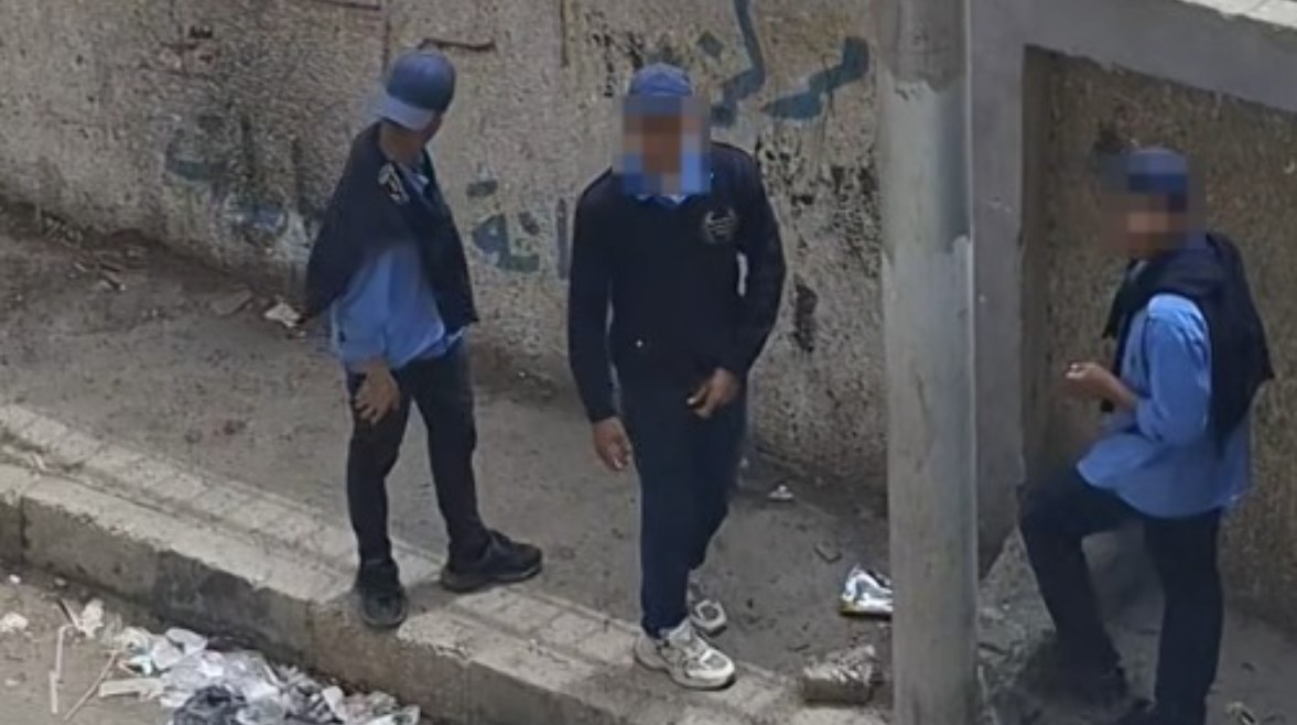 الطلاب وجانب من الواقعة