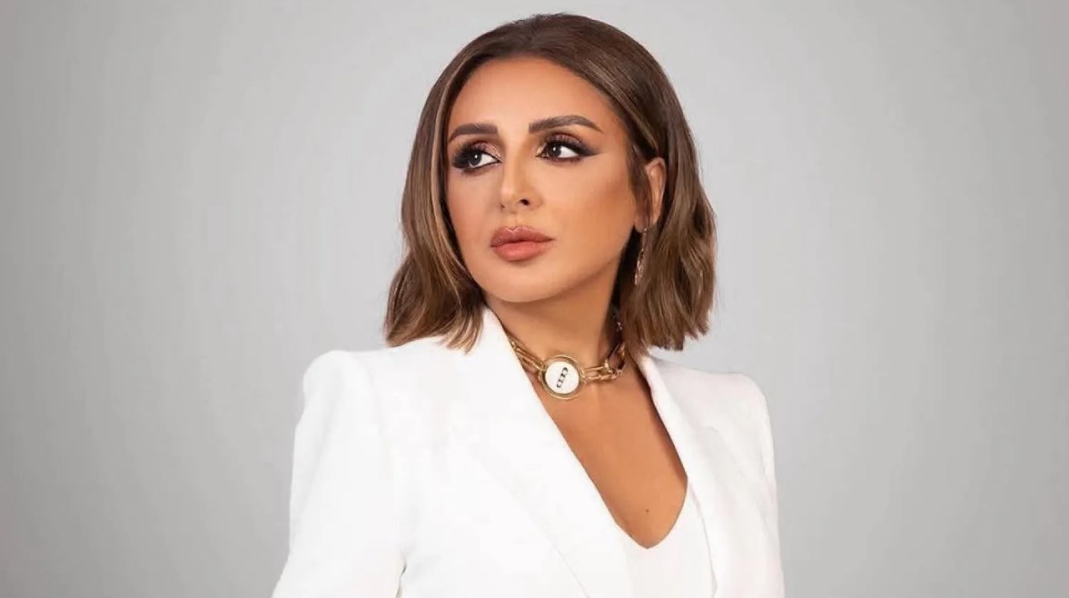 الفنانة أنغام