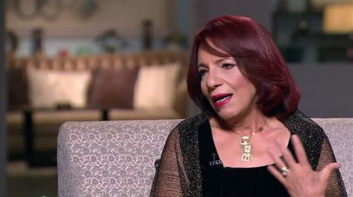 الفنانة عارفة عبدالرسول