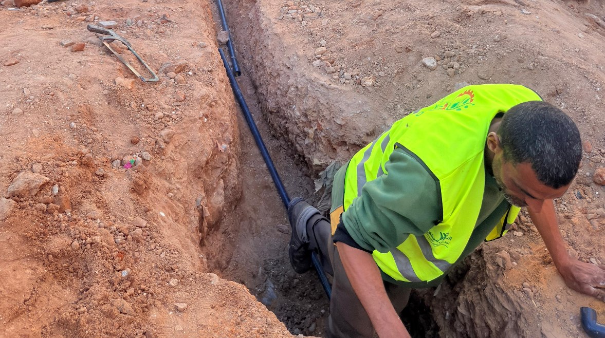 "صناع الخير" توصل المياه بعدد من المنازل