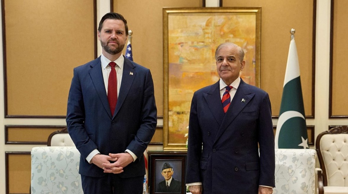 الرئيس الباكستاني ونائب الرئيس الأمريكي 