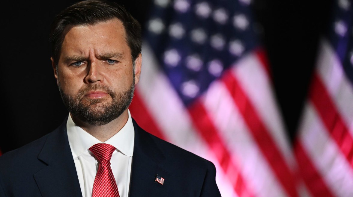  جيه دي فانس