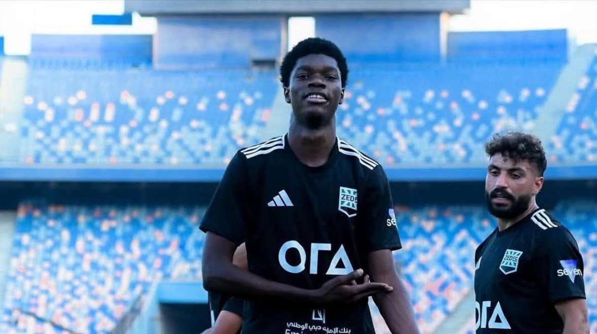 ماتا ماجاسا لاعب خط وسط نادي زد