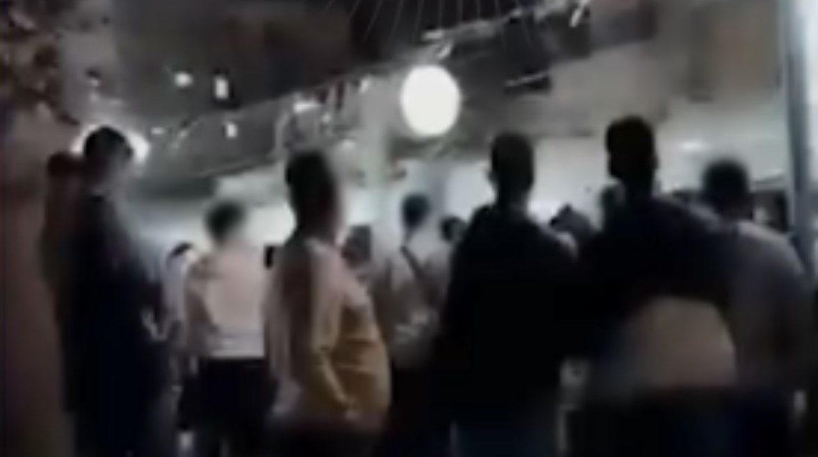 جانب من المشاجرة