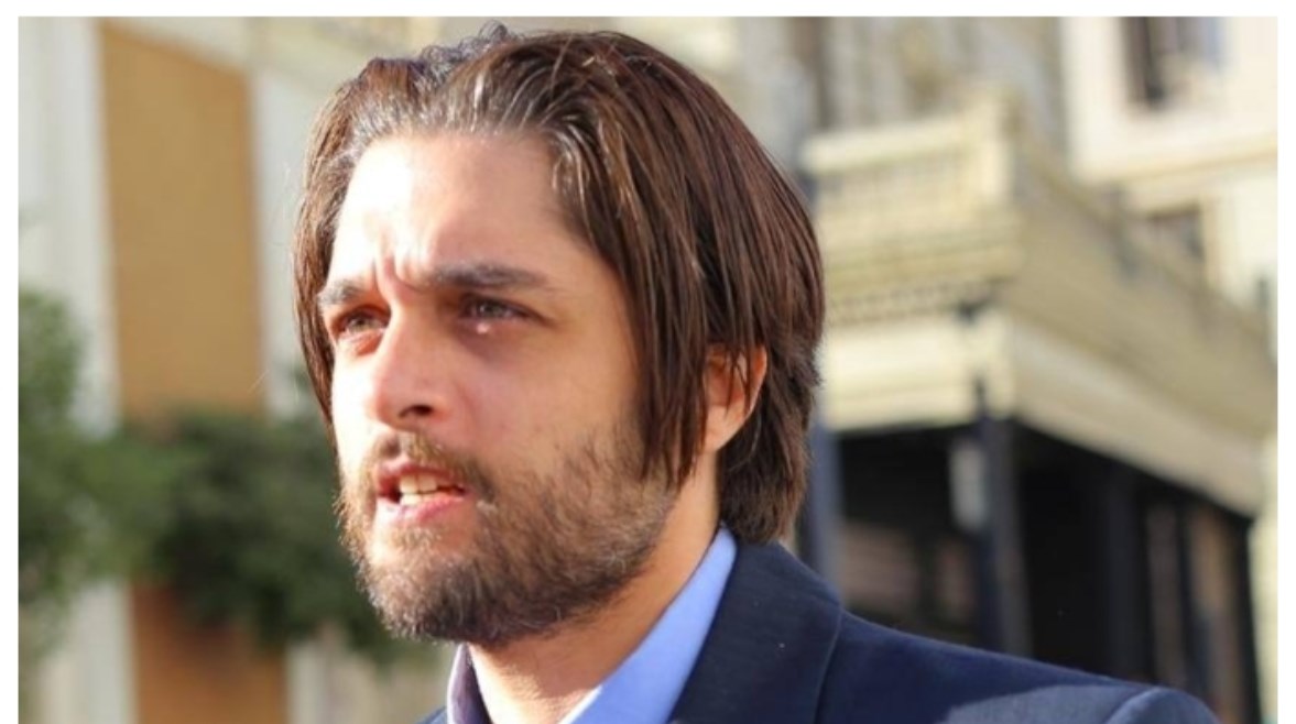 الفنان عمر خورشيد 