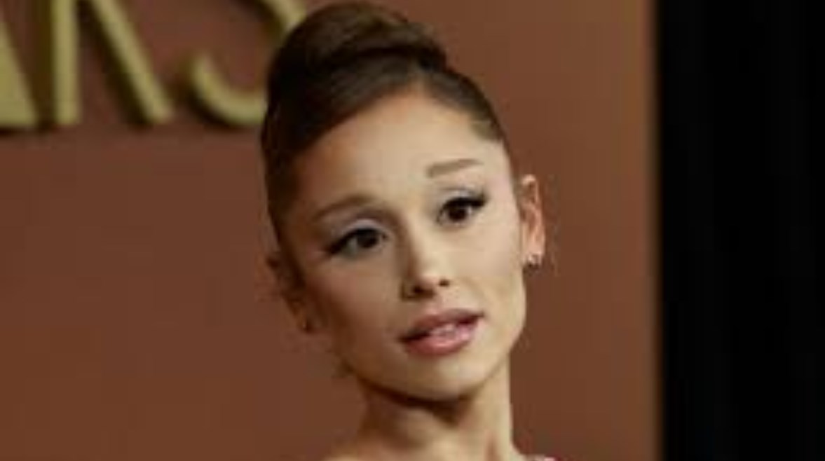 النجمة العالمية اَريانا جراندي