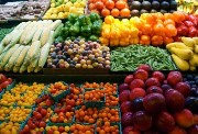   أسعار الخضراوات والطماطم اليوم الإثنين