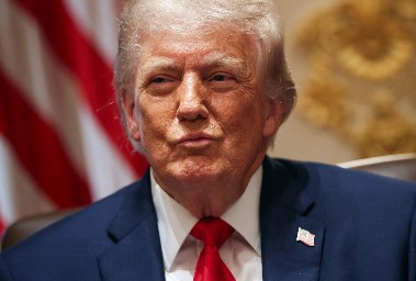 الرئيس الأمريكي دونالد ترامب