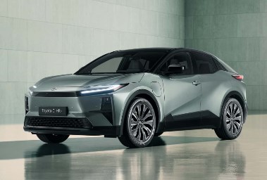 سيارة تويوتا C- HR الكهربائية 