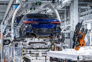 مصنع BMW في ألمانيا