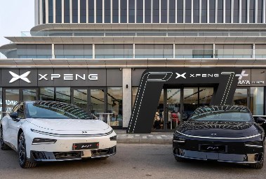 سيارة XPENG P7+ السيدان الكهربائية 