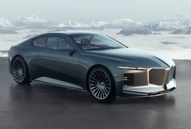 سيارة Alpina B7
