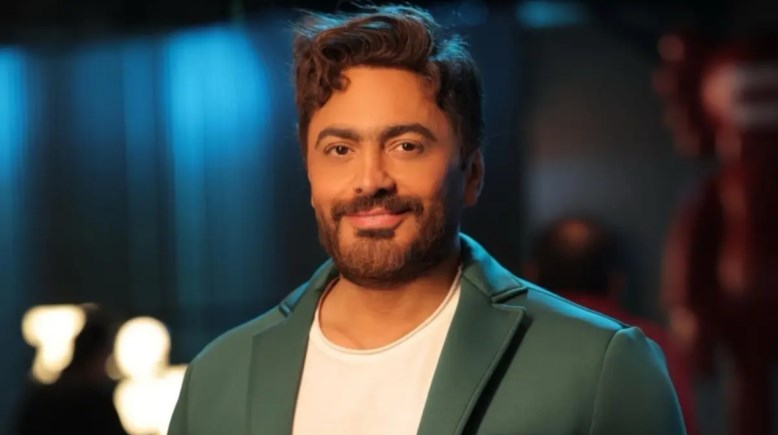  الفنان تامر حسني 