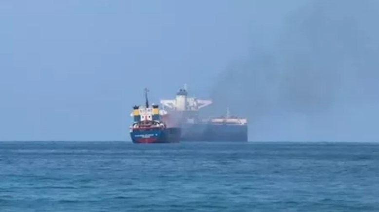استهداف سفينة بضائع تجارية في المياه الإقليمية لدولة قطر