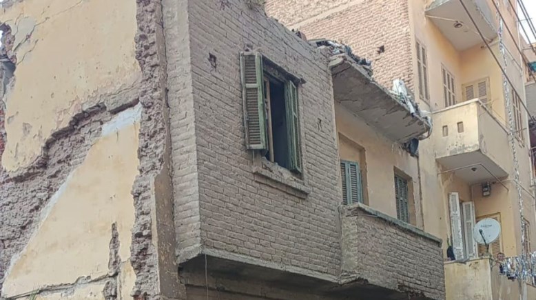 انهيار جزئي لمنزل بدمنهور