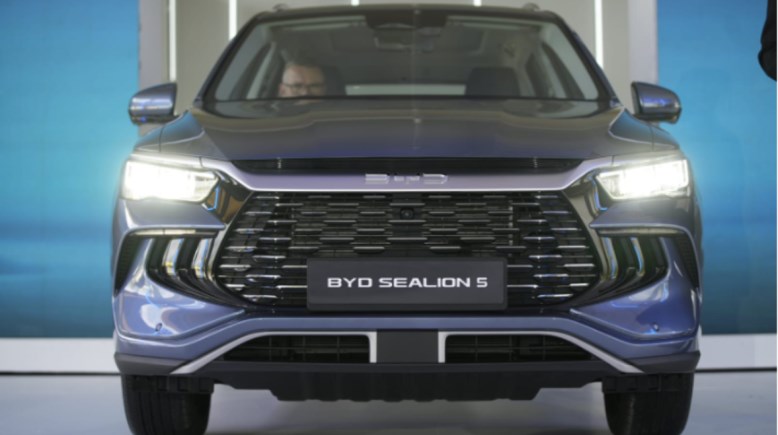 سيارة BYD Sealion 5 