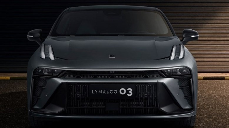  سيارة 03 Lynk & Co
