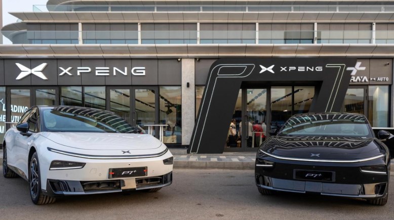 سيارة XPENG P7+ السيدان الكهربائية 