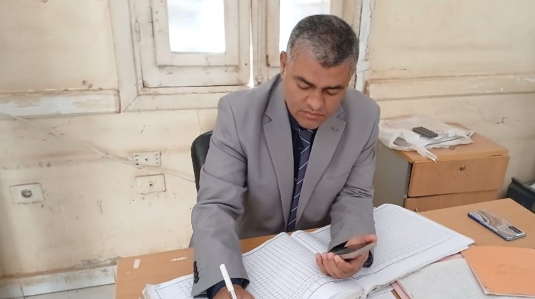 وكيل صحة المنيا يفتش صيدليات ومقرات "كوم اللوفي"