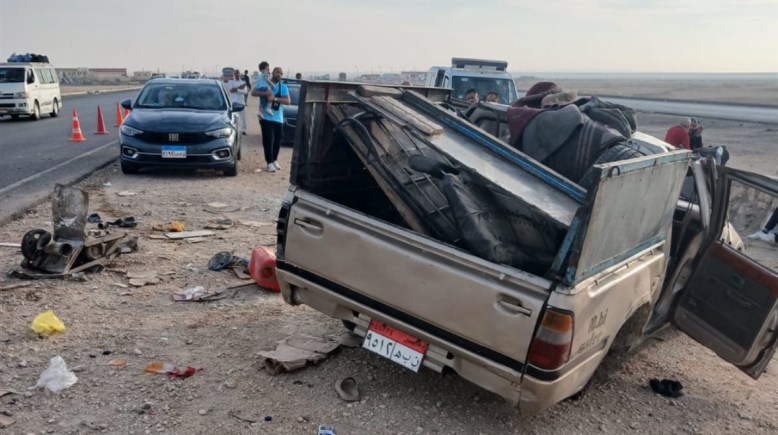 إصابة 6 أشخاص في انقلاب ربع نقل صحراوي بالمنيا 