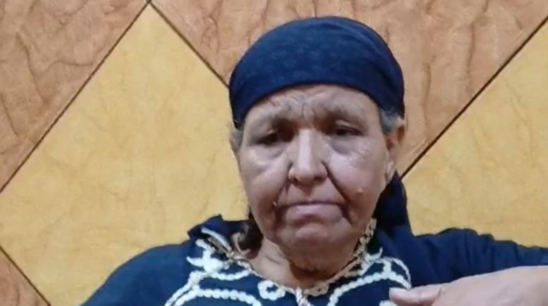 والدة المتهم 