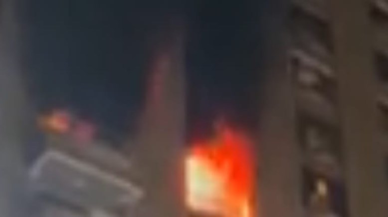 جانب من الحريق 