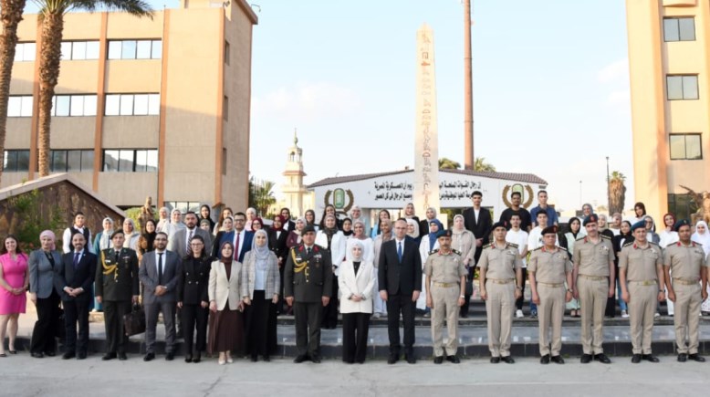 صورة جماعية من اليوم التعريفي