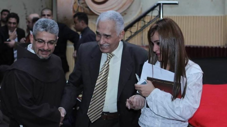 عبد الرحمن أبو زهرة والأب بطرس دانيال