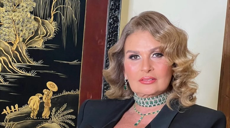 النجمة يسرا