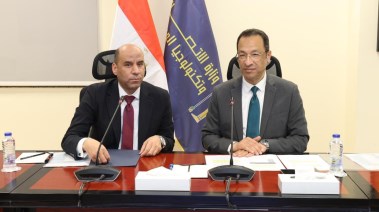 وزير الاتصالات وتكنولوجيا المعلومات، رأفت هندي، ووزير العمل، حسن رداد