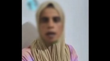 السيدة الظاهرة بالفيديو
