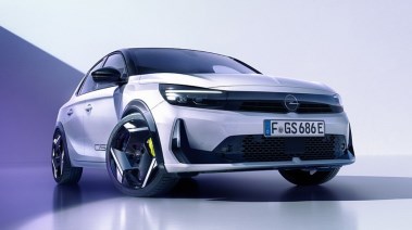 أوبل كورسا GSE الكهرباية