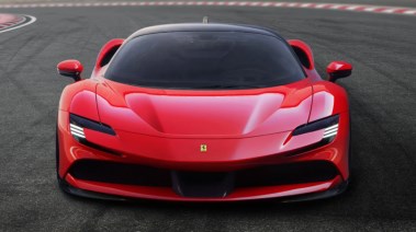 سيارة فيراري SF90 Stradale 