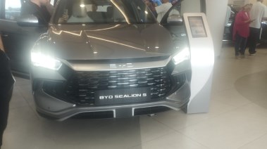 سيارة BYD Sealion 5