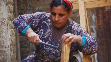 صناعة الأثاث الصغيرة في قرى المنيا 