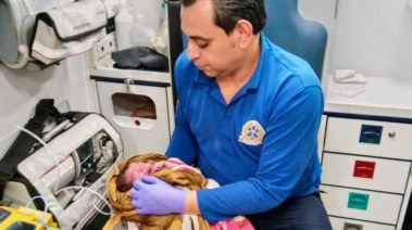  ولادة داخل سيارة إسعاف بالمنيا 