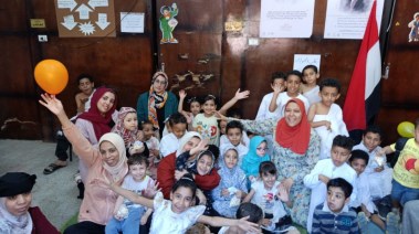أثناء احتفالات مراكز التخاطب 