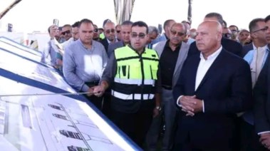 الفريق كامل الوزير، خلال افتتاح التشغيل التجريبي لمحور ديروط