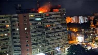 سيرة روسية تصيب مبنى سكنيًا داخل رومانيا