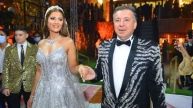 باسل سماقية وابنته في حفل زفافها