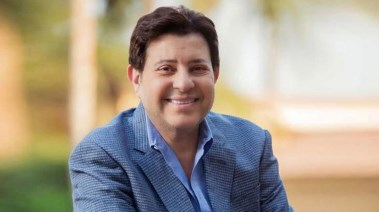 الفنان الراحل هاني شاكر
