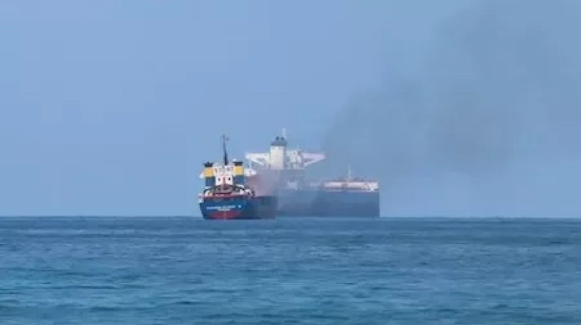 استهداف سفينة بضائع تجارية في المياه الإقليمية لدولة قطر