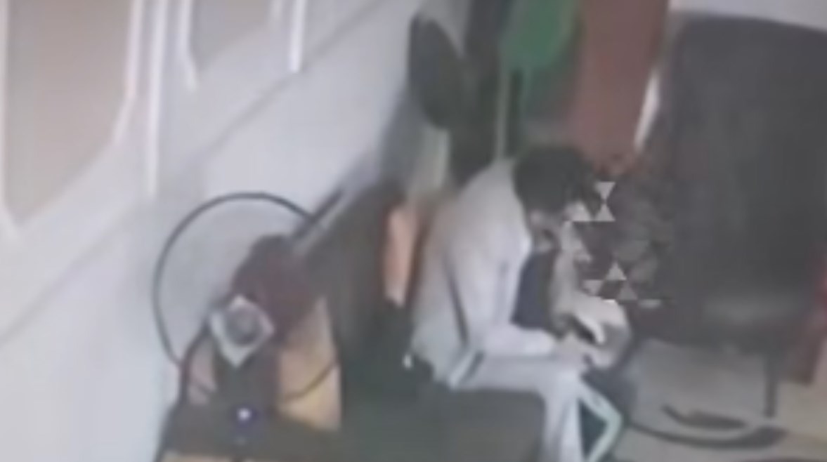فيديو مدير مدرسة هابي لاند
