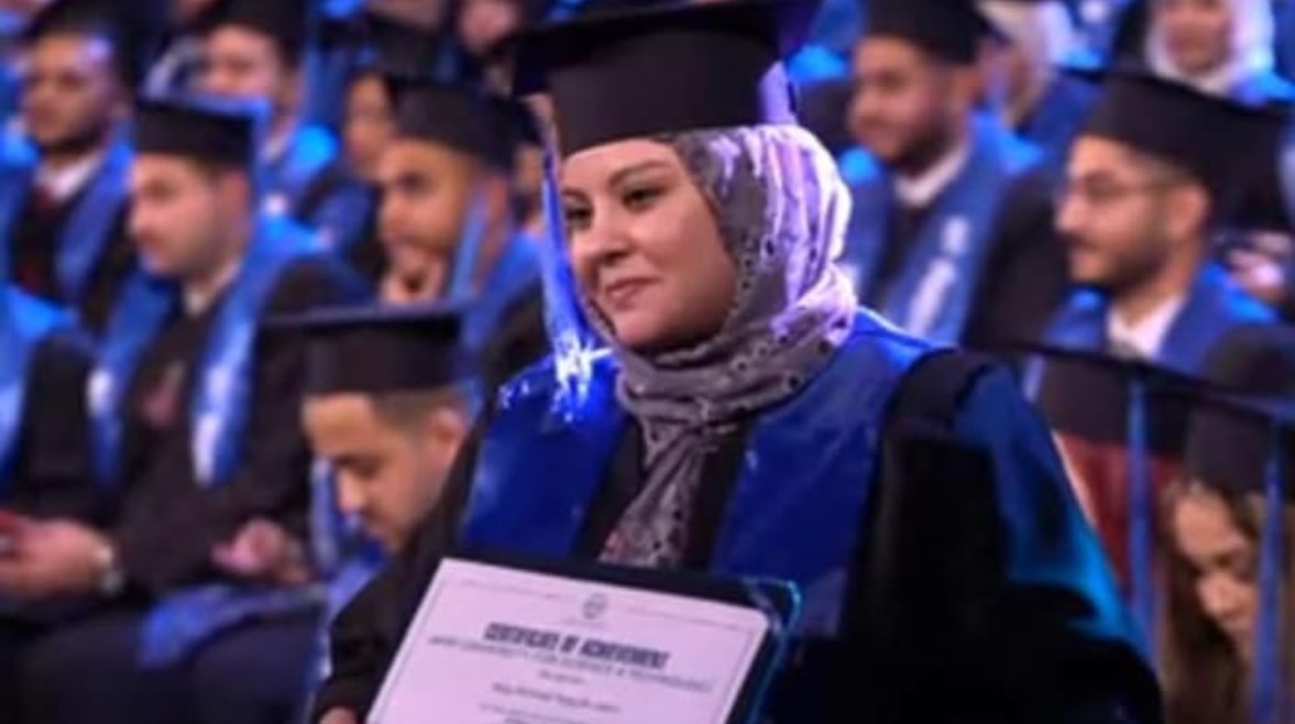 الطبيبة مي نجيب