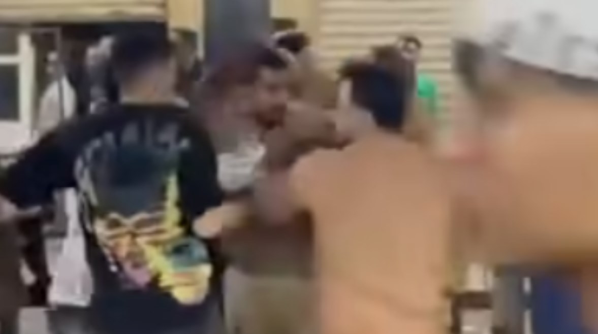 مشاجرة الوراق